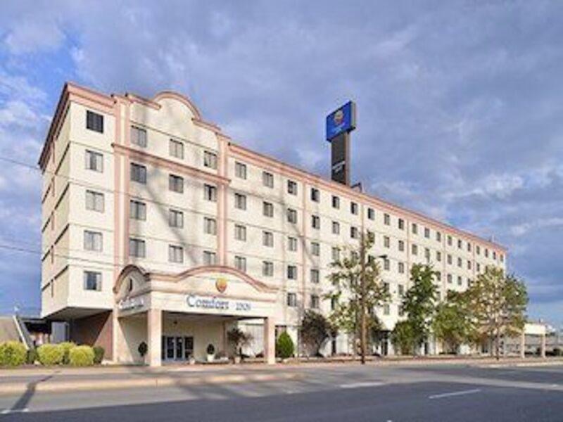 Quality Inn And Suites Conference Center Ричмънд Екстериор снимка