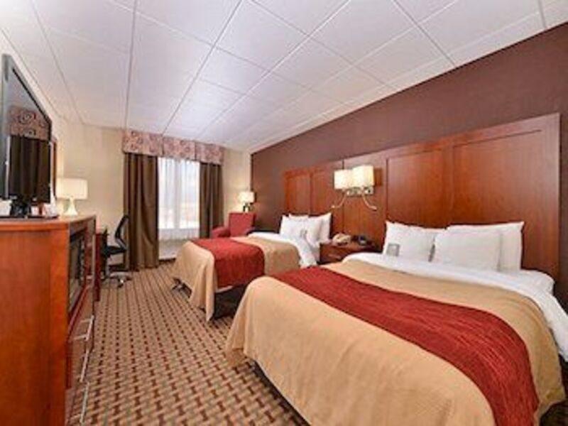 Quality Inn And Suites Conference Center Ричмънд Екстериор снимка