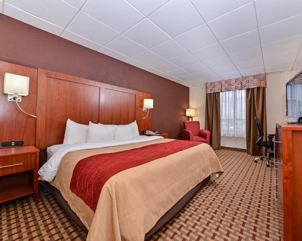Quality Inn And Suites Conference Center Ричмънд Екстериор снимка