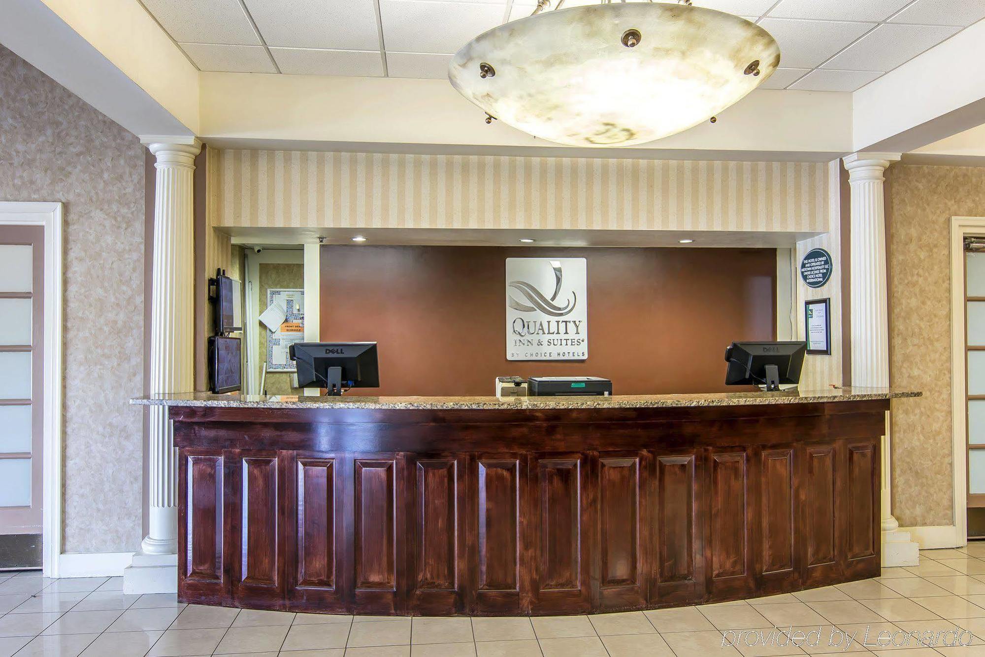Quality Inn And Suites Conference Center Ричмънд Екстериор снимка